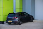 Volkswagen Golf GTD 5-Door 2017 года (UK)